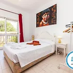 Local Da Trindade בית הארחה